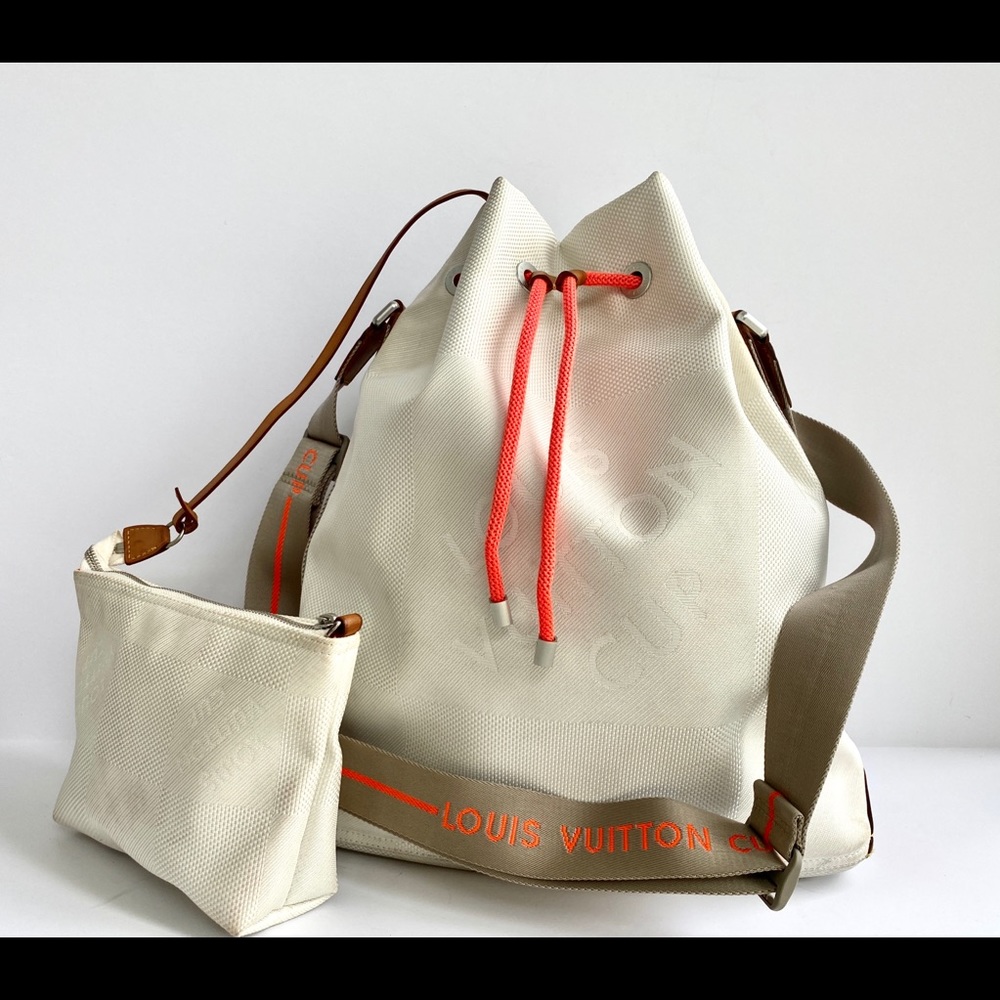 Louis Vuitton Bucket Lv Cup Damier Shoulder Bag